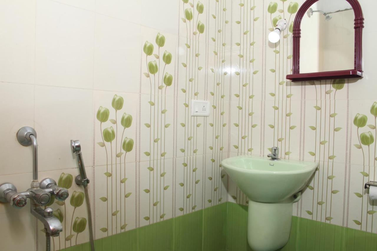 Dream Catcher Home Stay Kochi Exteriör bild
